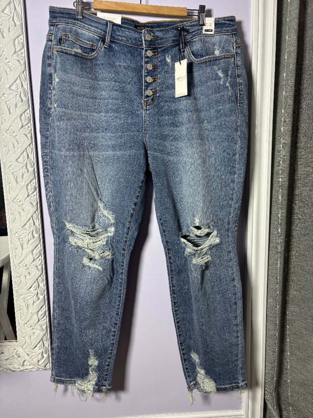 Judy Blue High Rise Boyfriend Button Fly Jeans Size 20W NWT